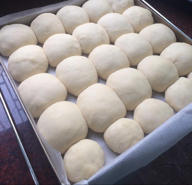 奶浴花生酥面包—中種冷藏的做法 步骤4