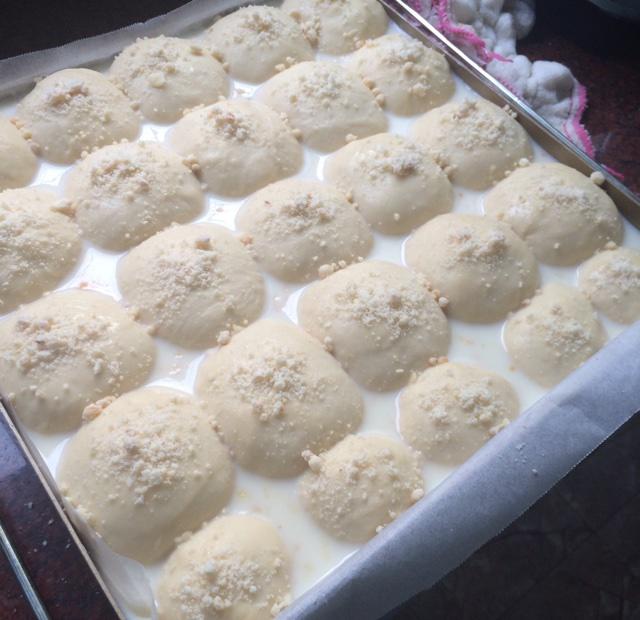 奶浴花生酥面包—中種冷藏的做法 步骤7