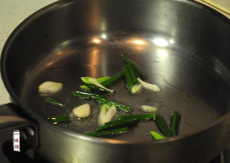 墨魚排骨豆腐滋補湯的做法 步骤2