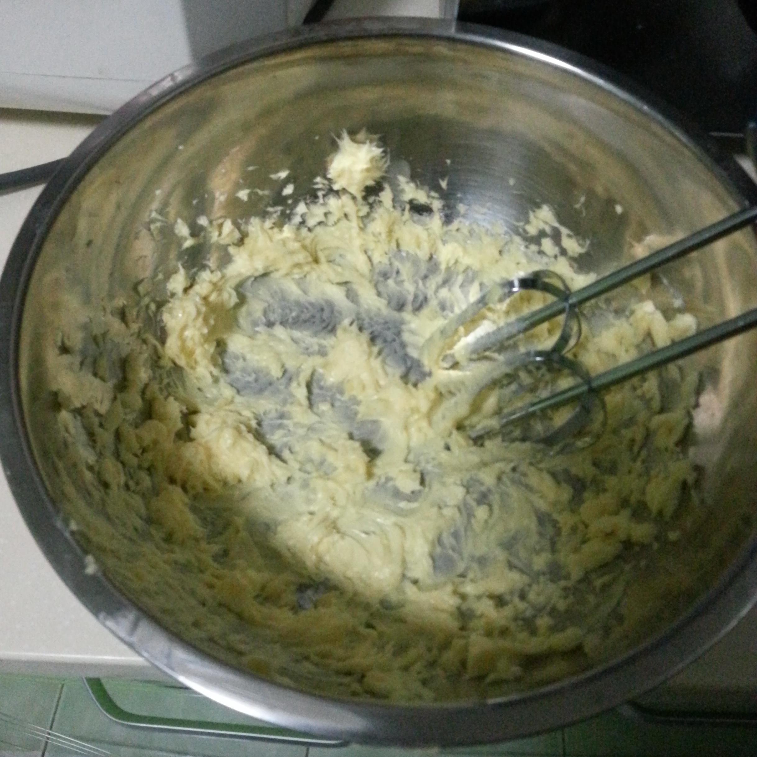 簡單快手的黃油餅干的做法 步骤1
