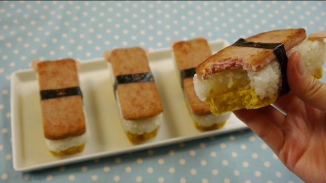 Spam Sushi Masubi 午餐肉甜蛋壽司 by やゲ、 妄想ヲюфク!的做法 步骤16