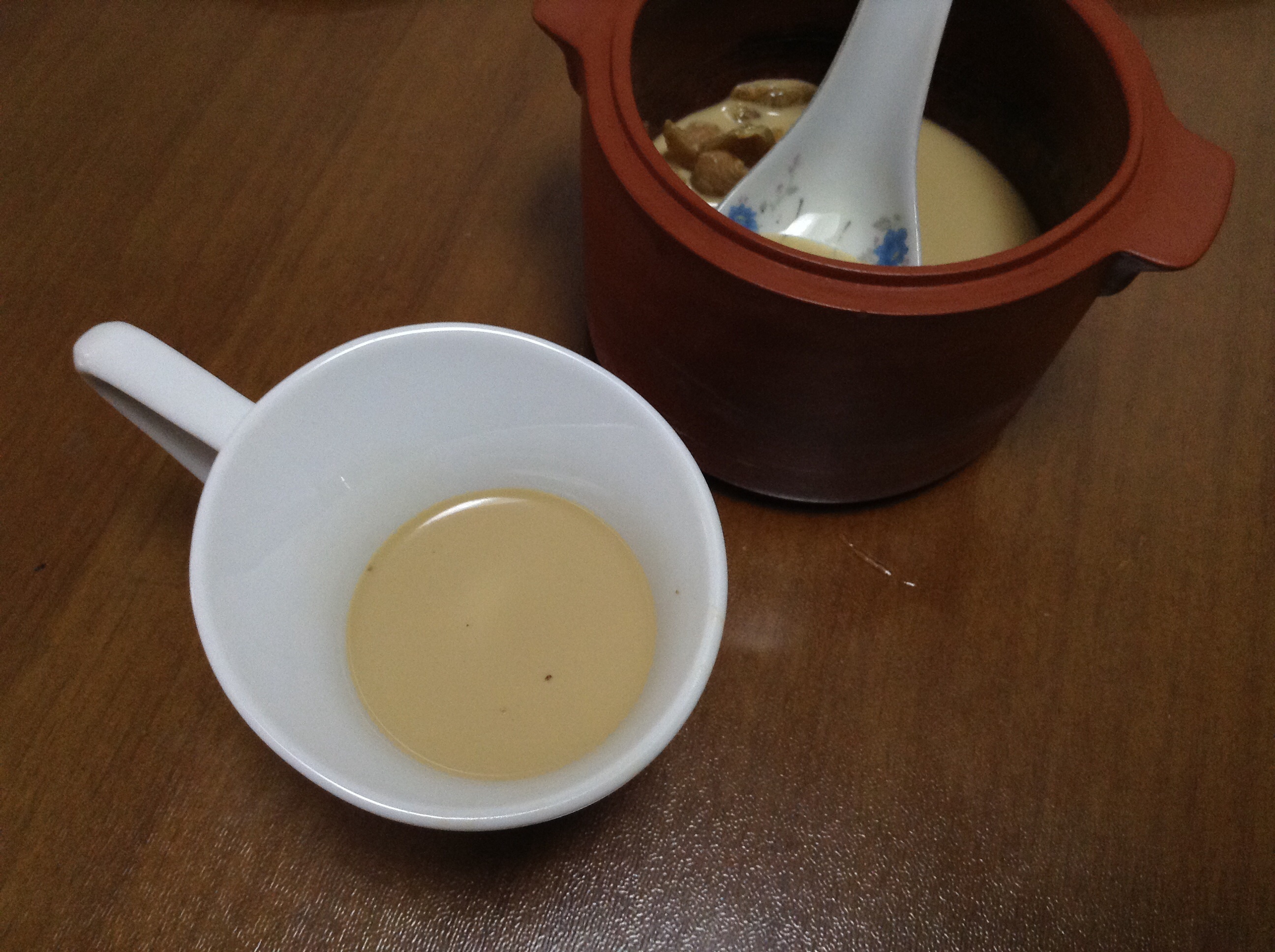 桂圓炖奶——寶寶奶茶的做法 步骤2
