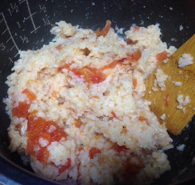 鵝油香腸番茄燜飯的做法 步骤6