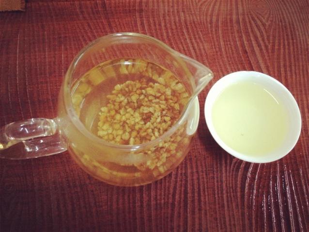 自制秋冬養顏蜂蜜苦蕎茶的做法 步骤6