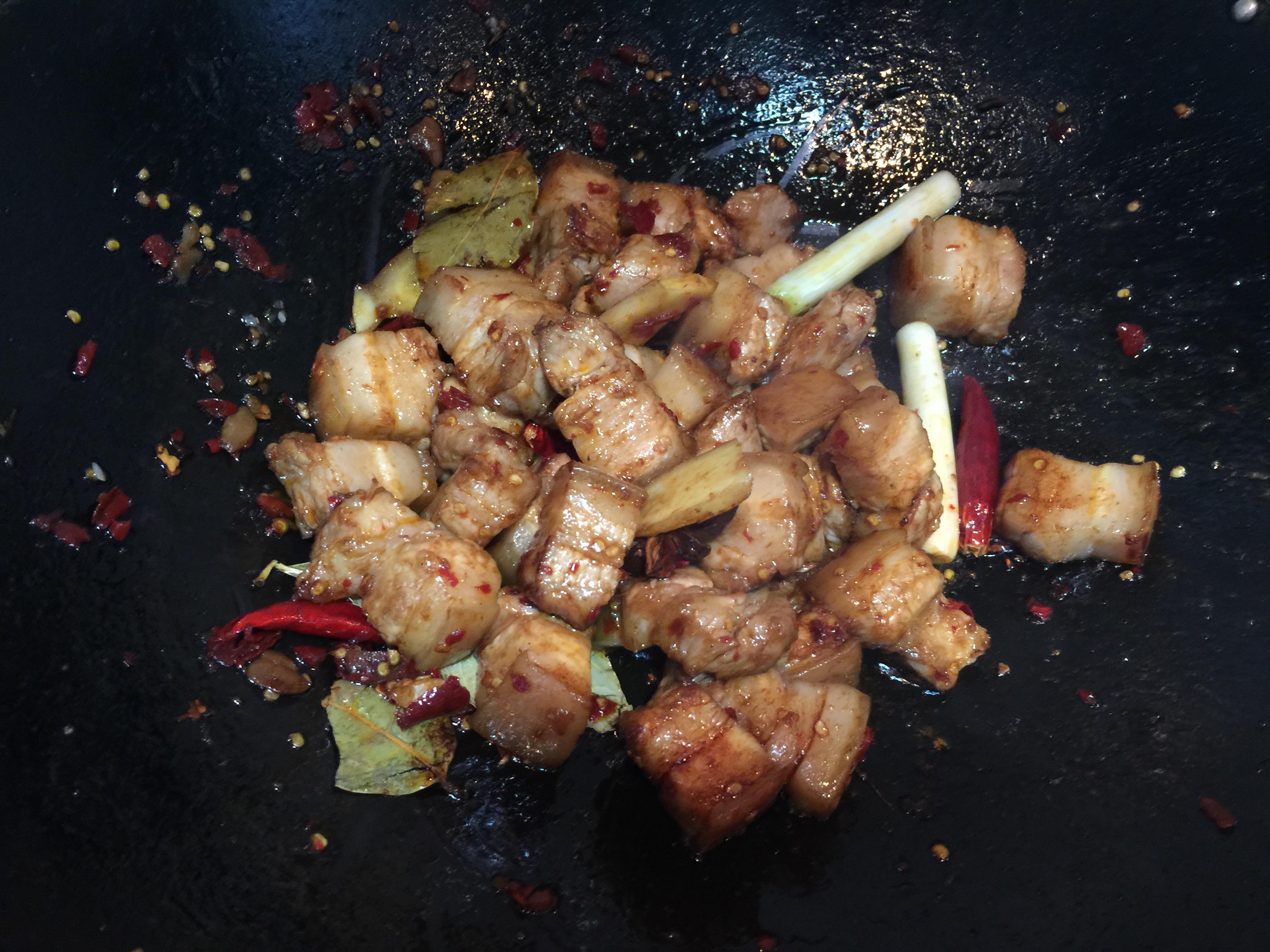 老丁的私房菜－川味豆筋棍紅燒肉的做法 步骤9