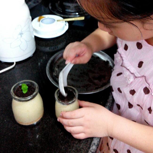 香蕉奶昔盆栽(七歲兒童版)的做法 步骤7