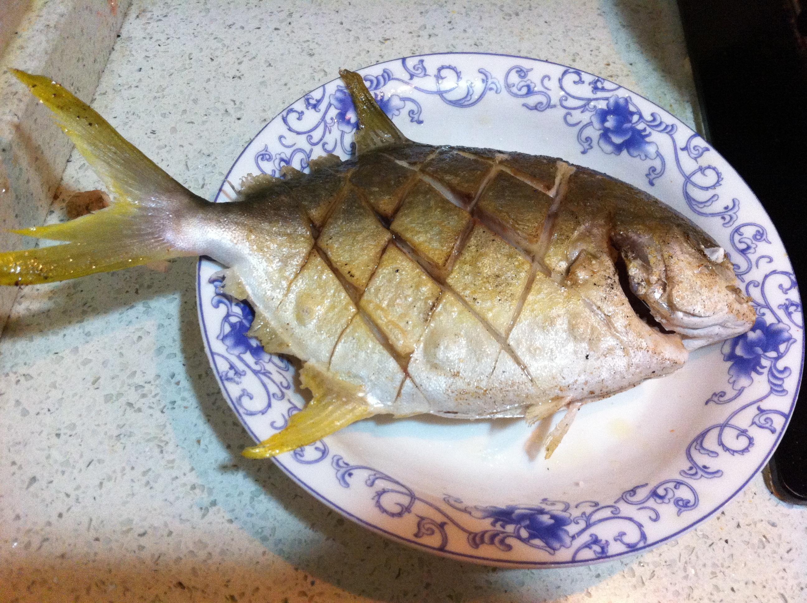 紅燒金鯧魚的做法 步骤2