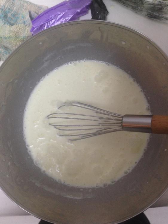 蛋殼殼乳酪布蕾的做法 步骤2