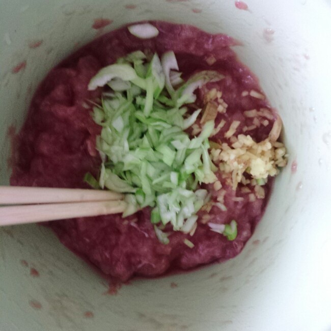 蘿卜汆丸子湯的做法 步骤4