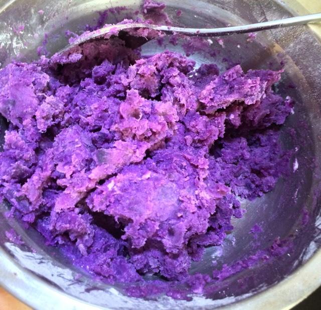 紫薯糯米餅（豆沙餡兒）的做法 步骤3