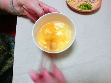 銀魚燜蛋-快手菜的做法 步骤3