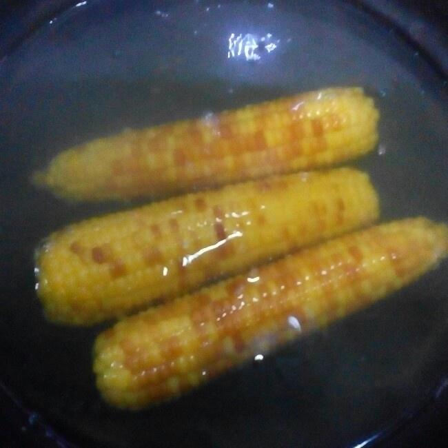 烤玉米的做法 步骤2