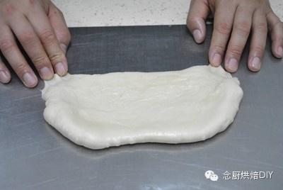 念廚烘焙DIY-神秘的水洗面團-超筋道超細軟面包㊙的做法 步骤27