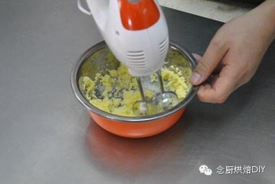念廚烘焙DIY-螃蟹吐泡泡泡芙脆皮泡芙的做法 步骤2