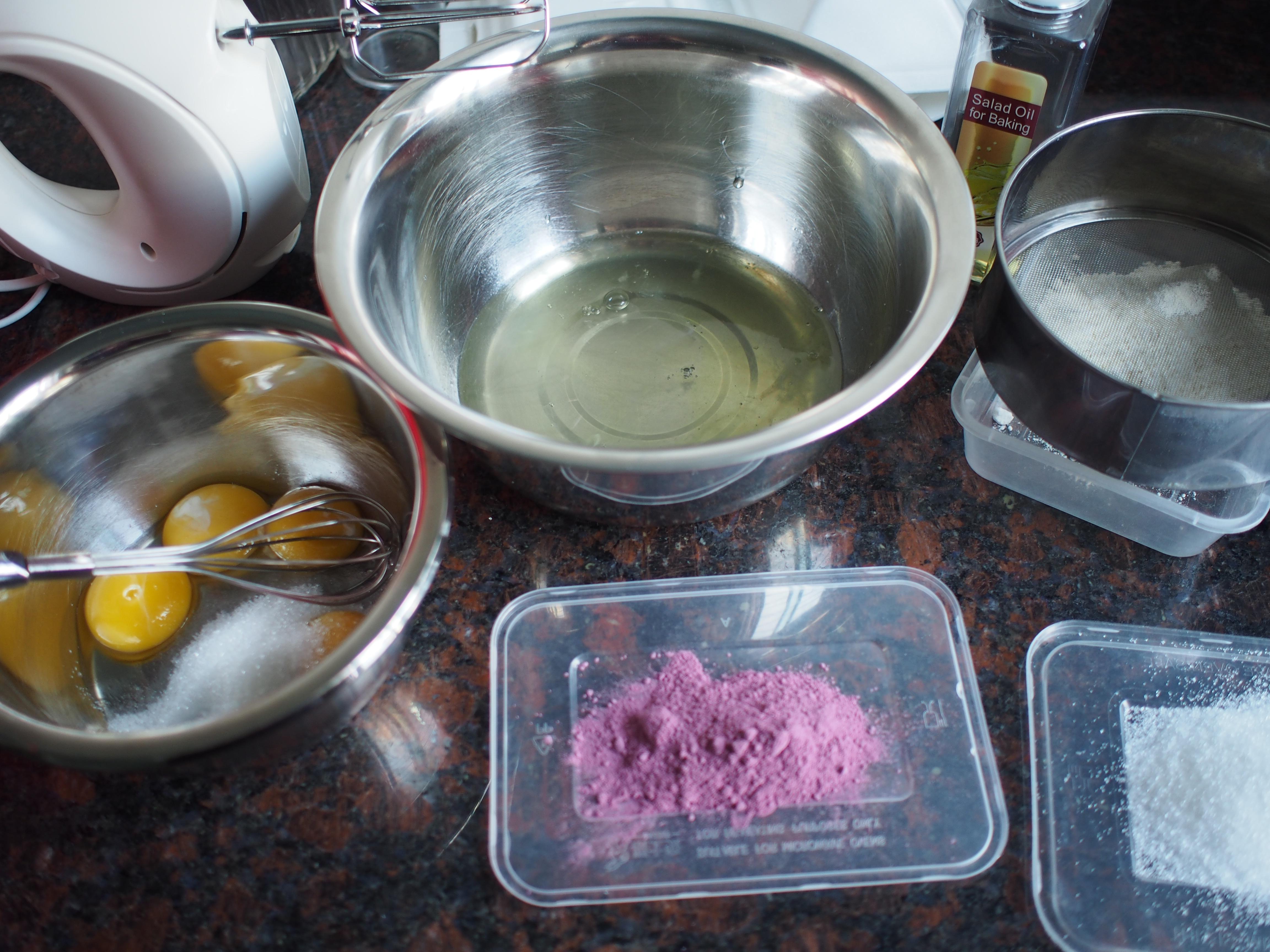紫薯椰奶大理石戚風蛋糕的做法 步骤1