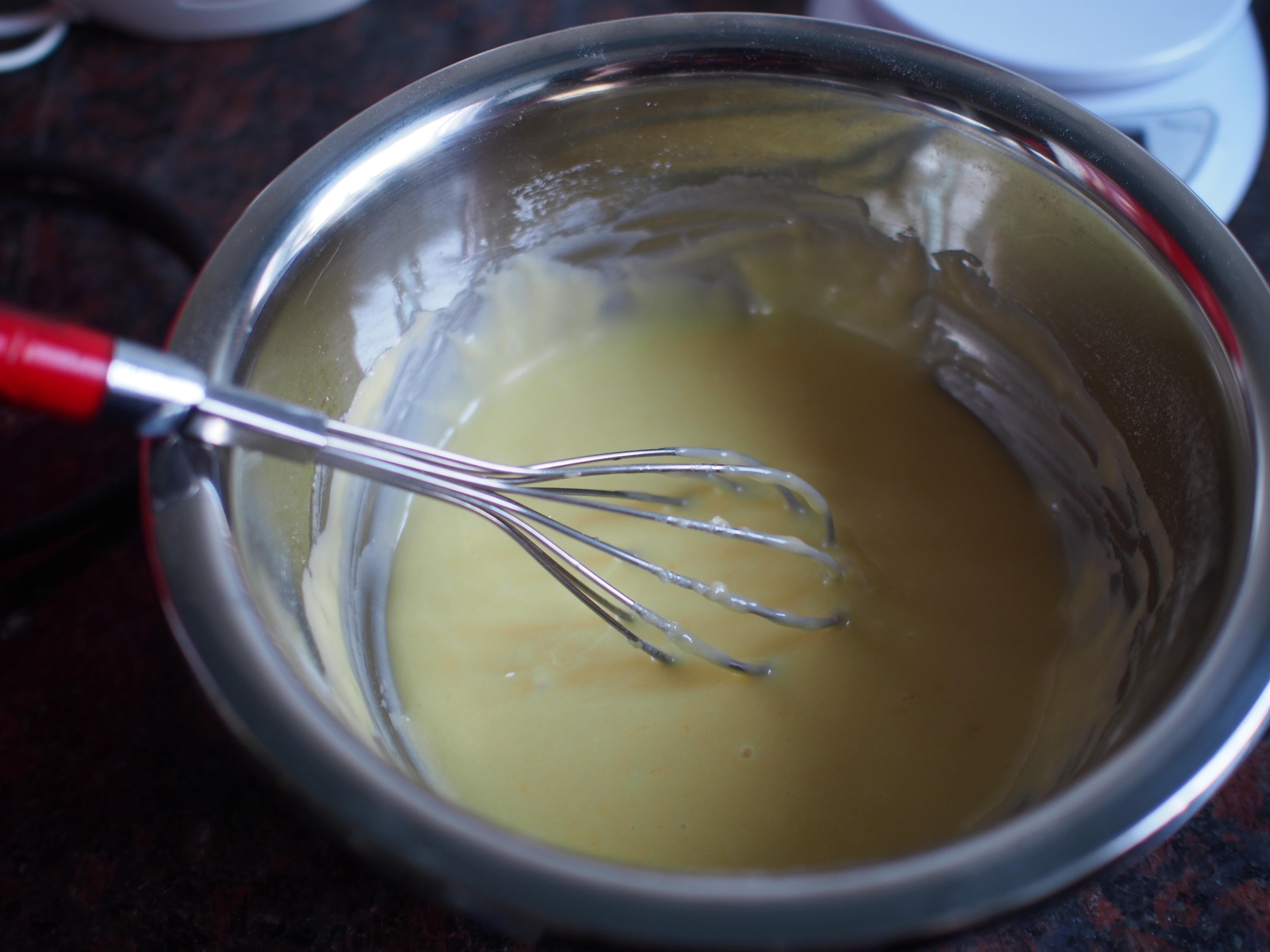 紫薯椰奶大理石戚風蛋糕的做法 步骤4