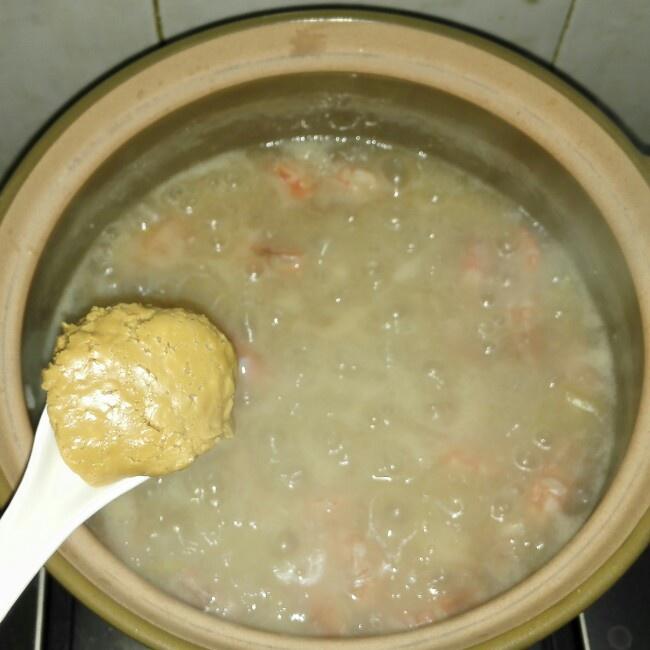 砂鍋粥的做法 步骤3