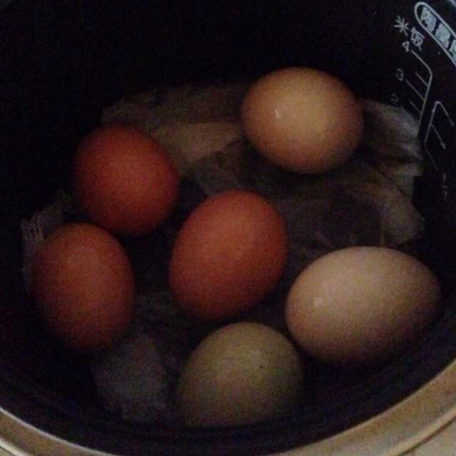 電飯鍋煮雞蛋的做法 步骤3