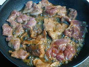 懶人吃肉︰生煎豬梅花肉的做法 步骤3