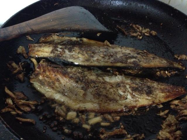紅燒鱍魚的做法 步骤3