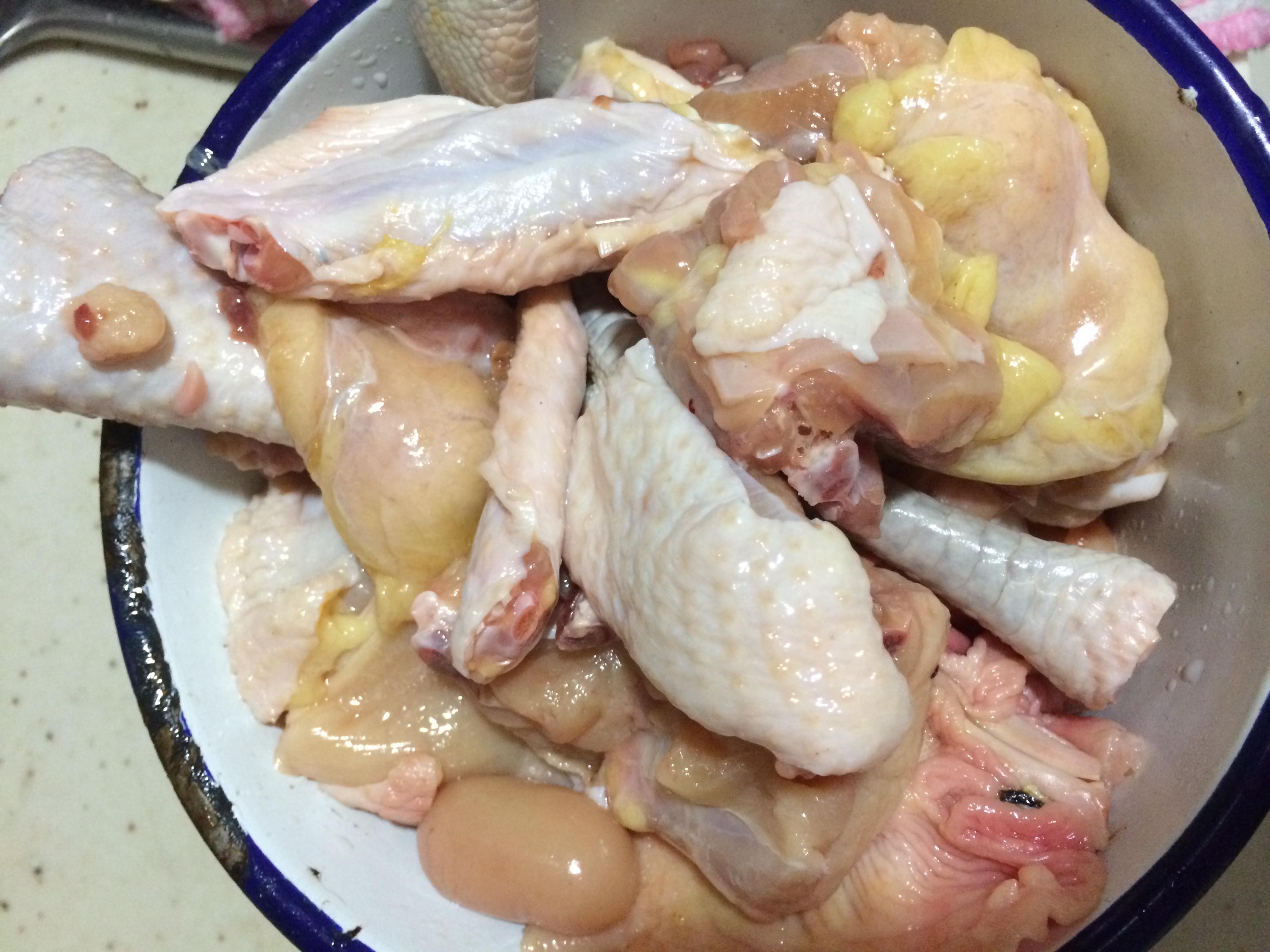 老丁的私房菜－雲南汽鍋雞的做法 步骤1