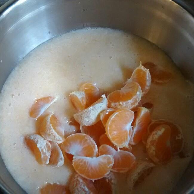 哈密瓜橘子果醬的做法 步骤3