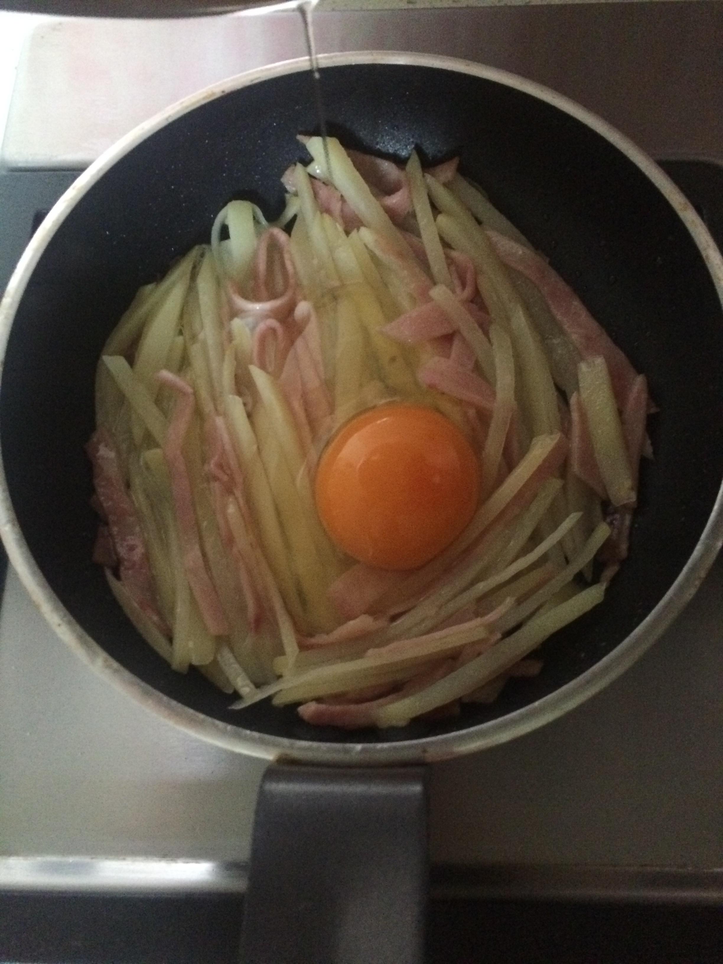 快手早餐—馬鈴薯火腿蛋的做法 步骤5