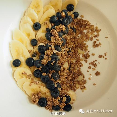 ❝kiki廚房❞ 早餐 藍莓香蕉優格的做法 步骤5