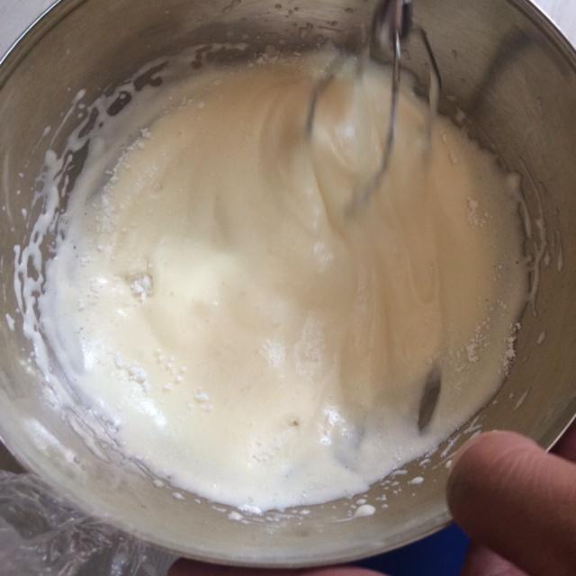 海綿蛋糕（全蛋打發）的做法 步骤4