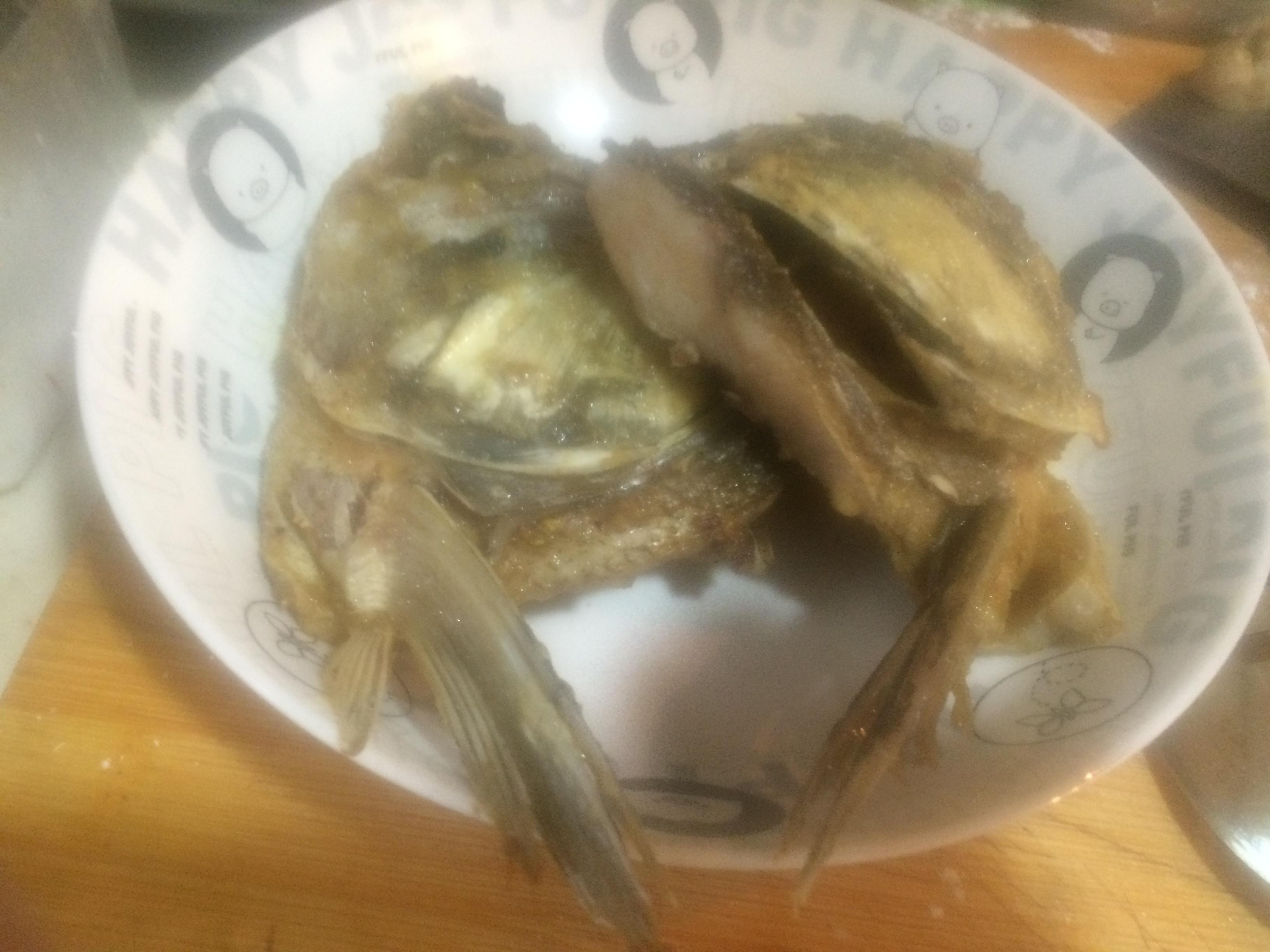 老丁的私房菜－砂鍋干燒魚頭的做法 步骤3