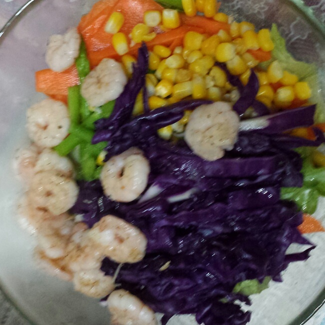 蝦仁蔬菜沙拉的做法 步骤4