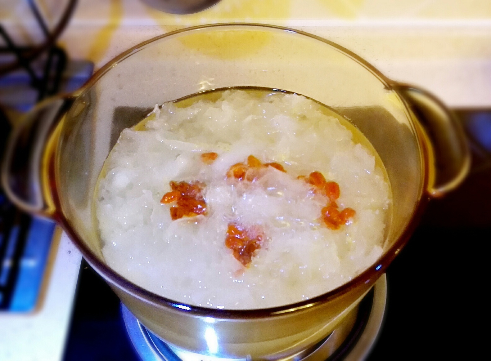 秋季潤燥—冰糖銀耳蓮子梨湯的做法 步骤5