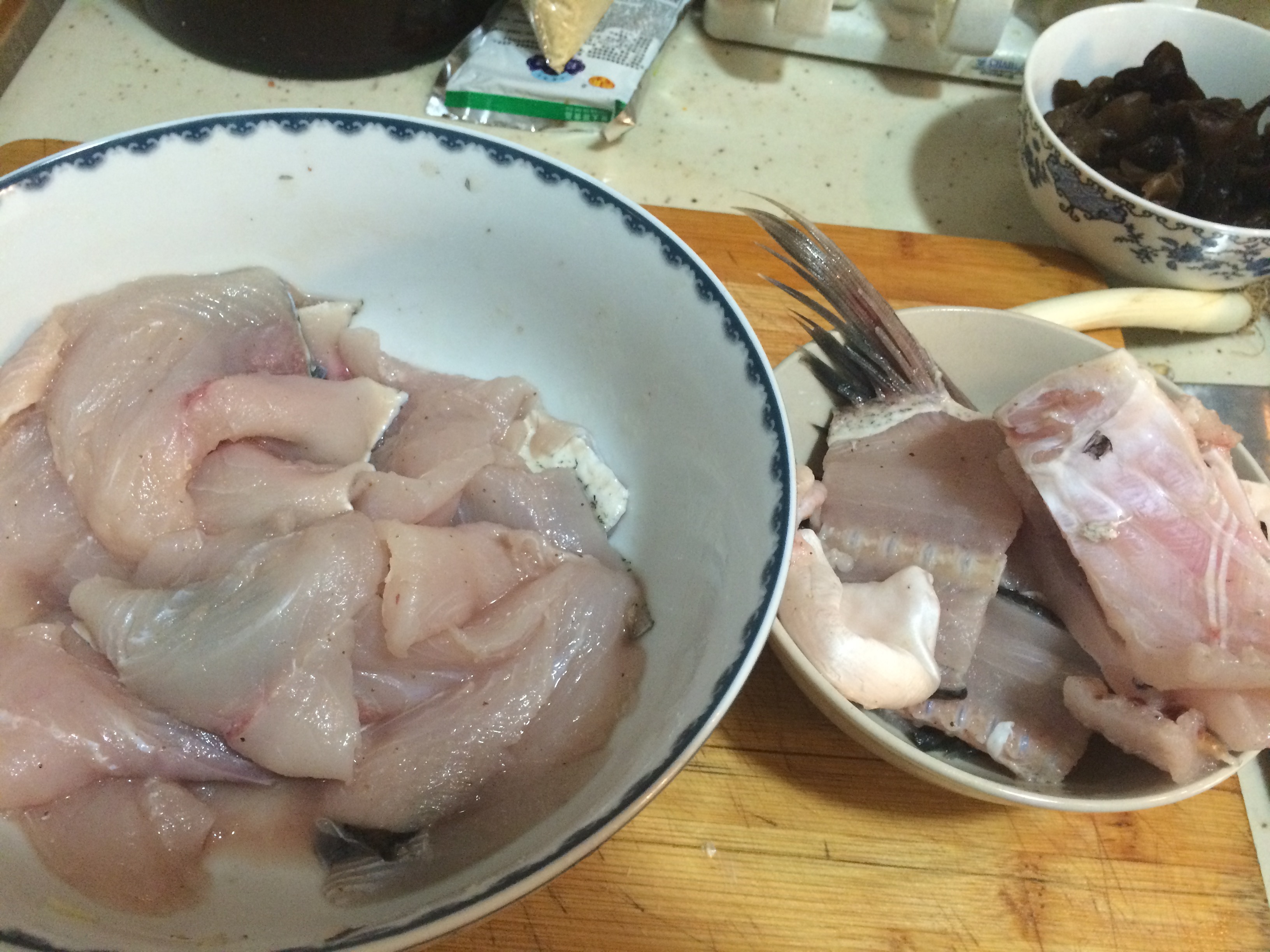 老丁的私房菜－水煮魚的做法 步骤2