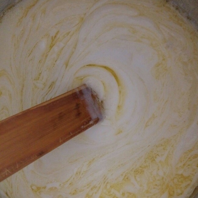酸奶蛋糕——鋁飯盒版的做法 步骤1