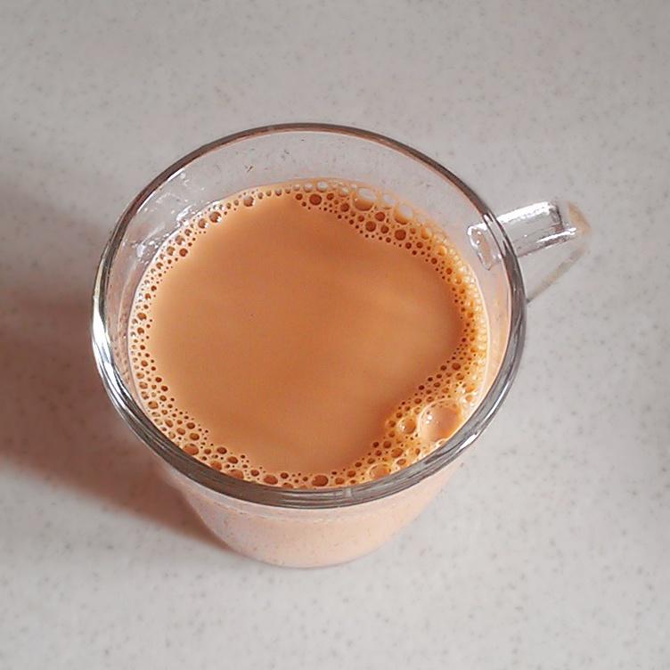 港式奶茶 沒黑白淡奶也可以做的做法 步骤6