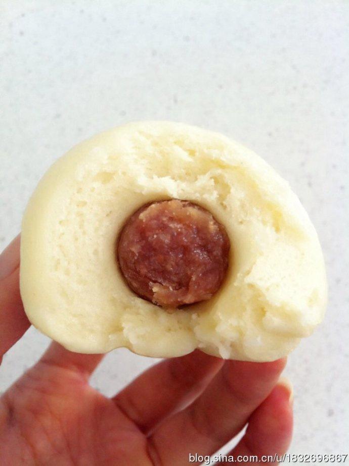 奶香中式蠟腸卷－steamed Chinese susage bun的做法 步骤8