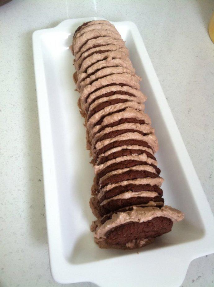 多層巧克力餅干蛋糕－Chocolate ripple log cake（免烤）的做法 步骤3
