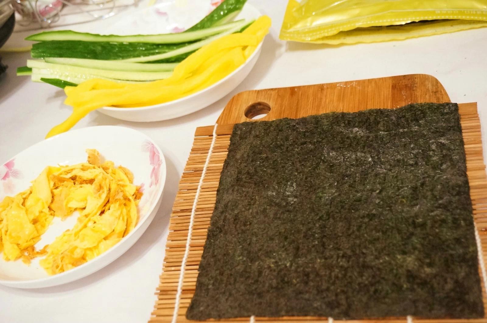新手初級紫菜包飯-壽司的做法 步骤4