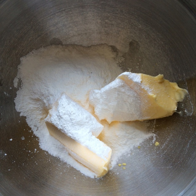 奶香原味曲奇的做法 步骤1