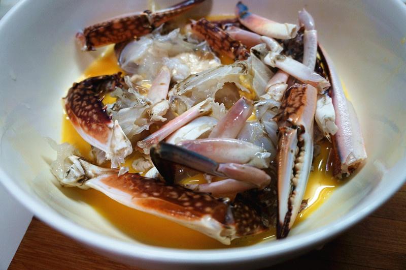 私家椰漿咖喱蟹 -秋冬螃蟹肥的做法 步骤1