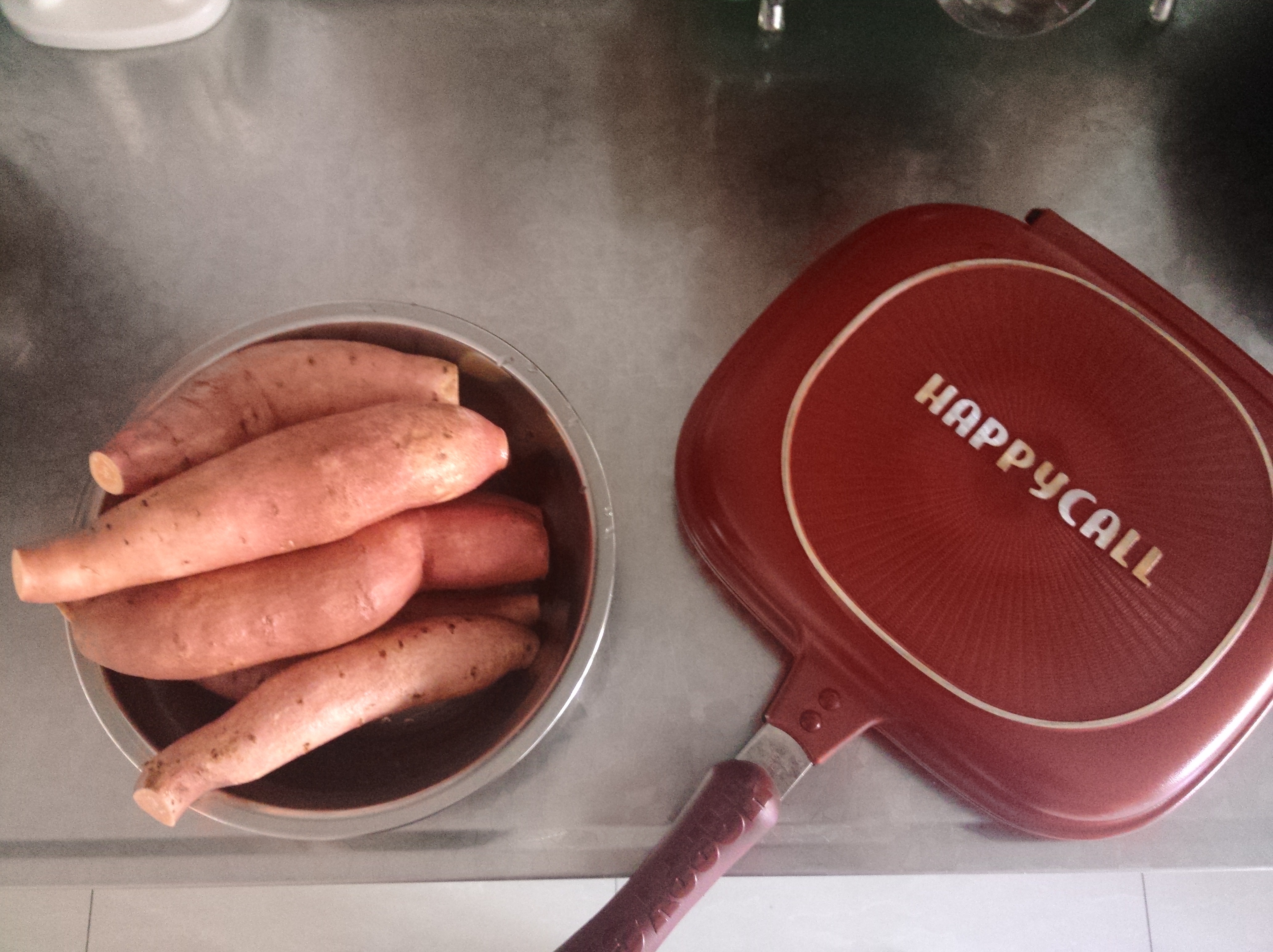 烤地瓜之雙面煎鍋版的做法 步骤1