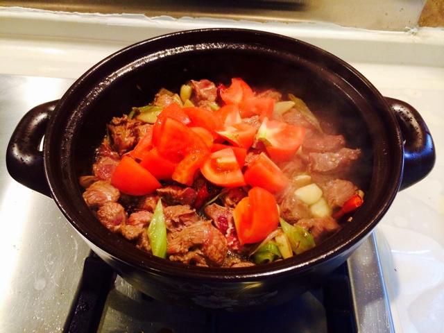砂鍋炖土豆牛肉的做法 步骤8
