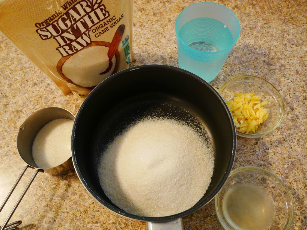 奶香米粒布丁搭配檸檬糖水桃子的做法 步骤2