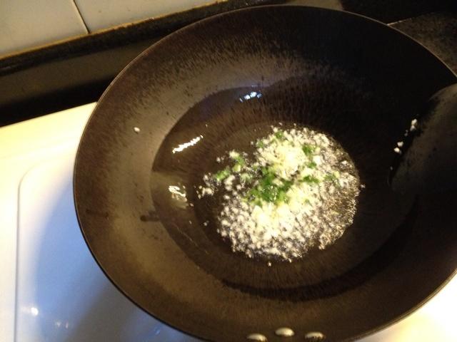 超簡單快手菜--蒜香杏鮑菇的做法 步骤4
