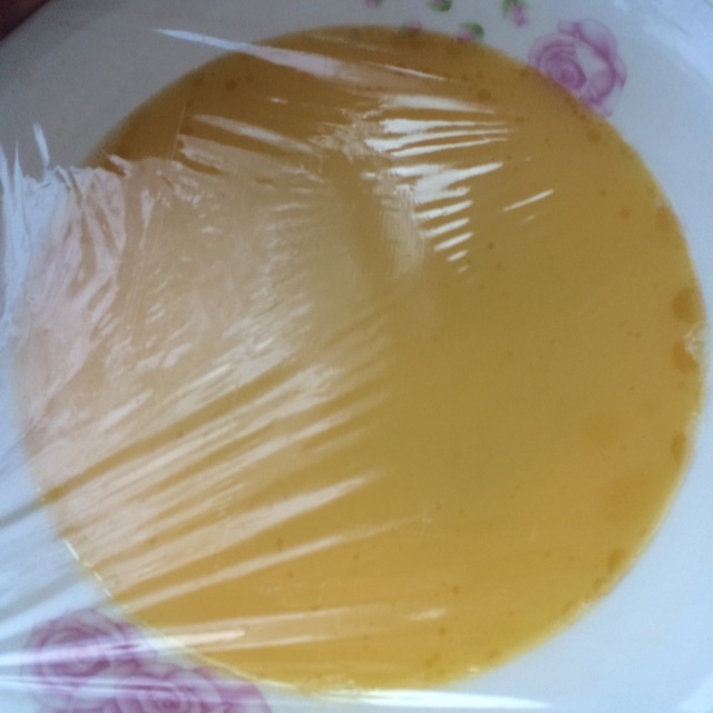 滑嫩的鮮蝦雞蛋糕水蒸蛋的做法 步骤5