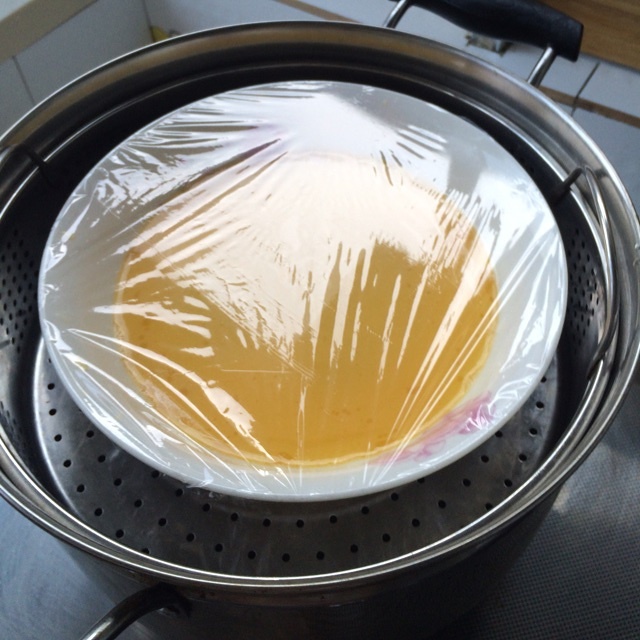 滑嫩的鮮蝦雞蛋糕水蒸蛋的做法 步骤6