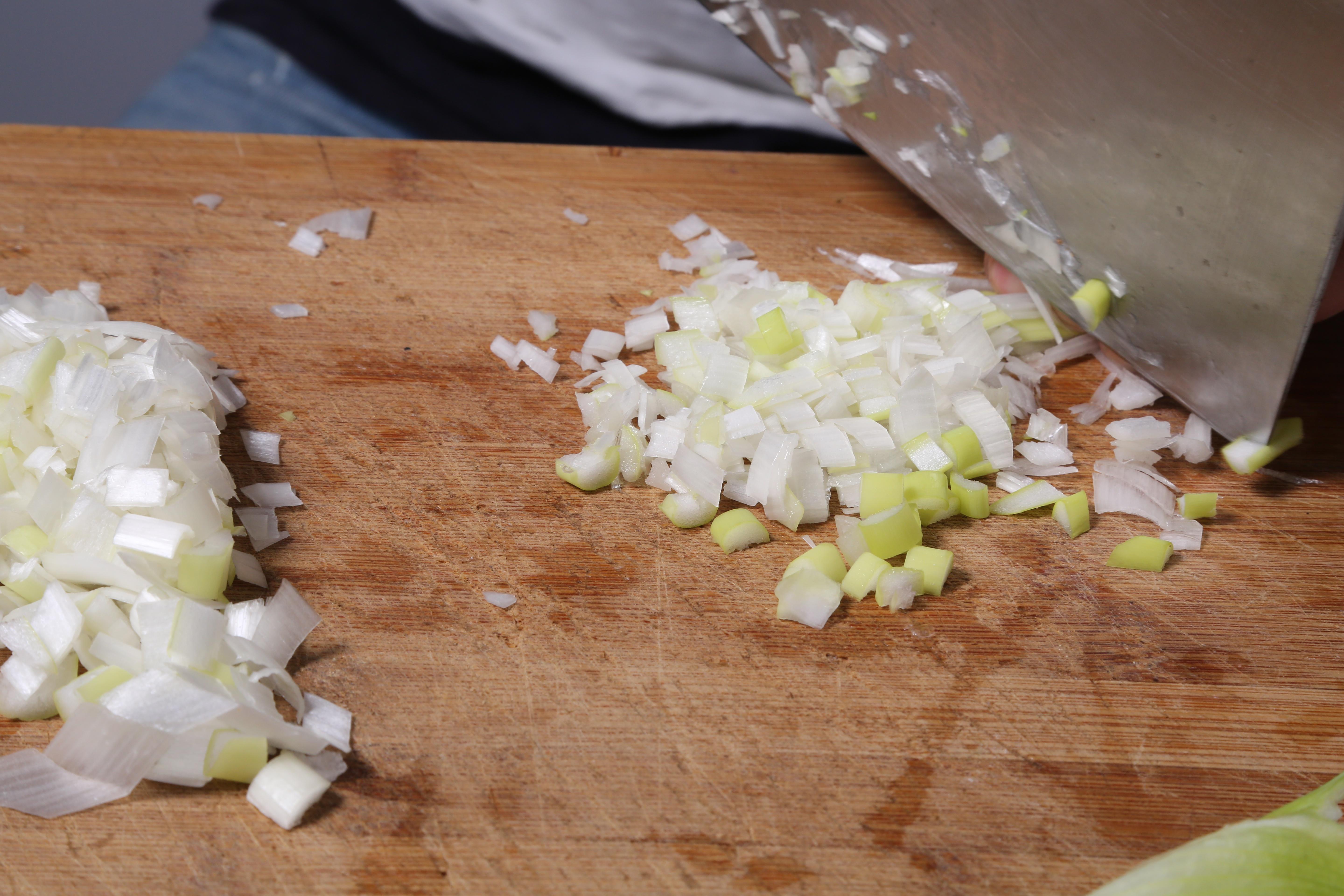 蝦醬雞蛋—自動烹飪鍋食譜的做法 步骤1
