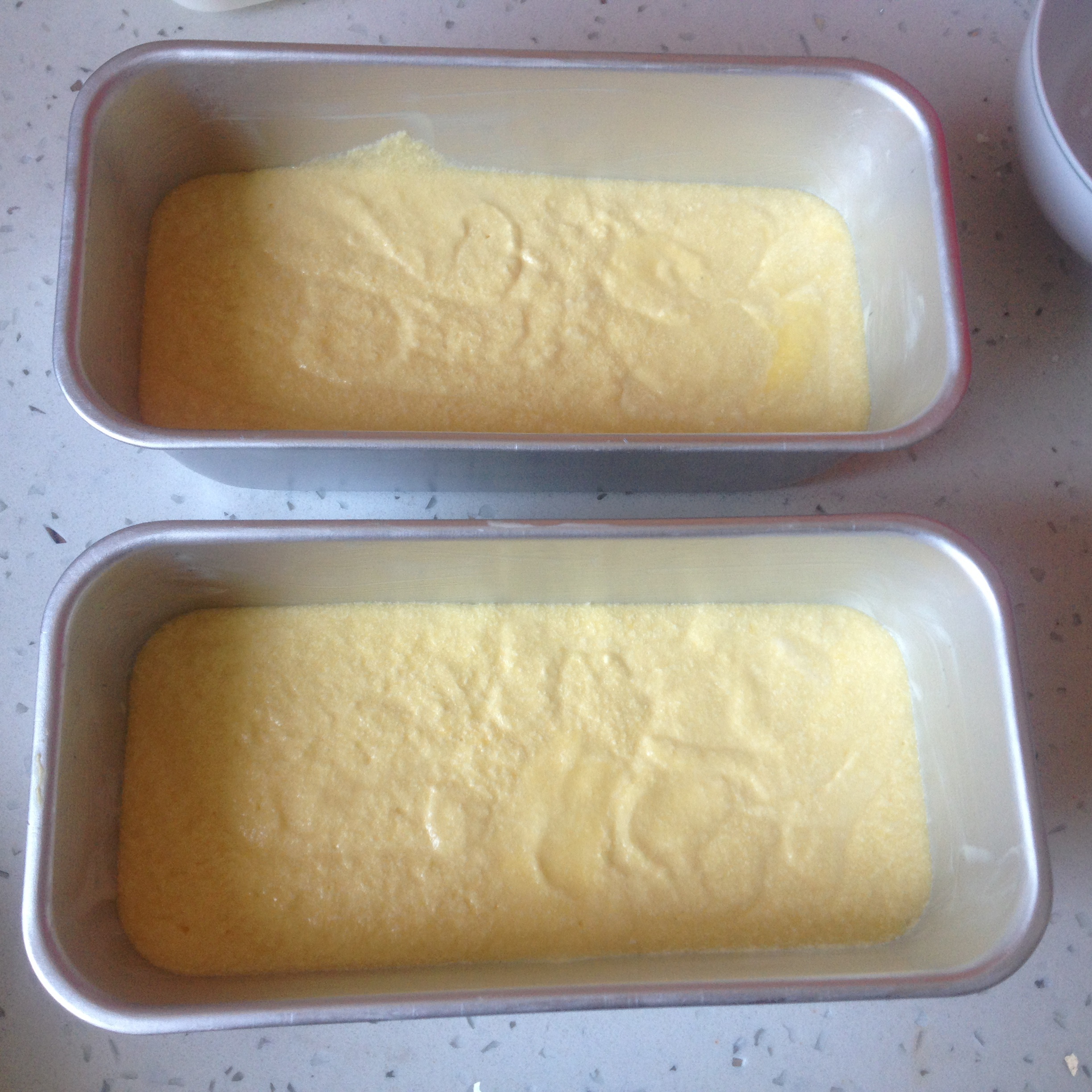 重油輕乳酪磅蛋糕（不用泡打粉）的做法 步骤10