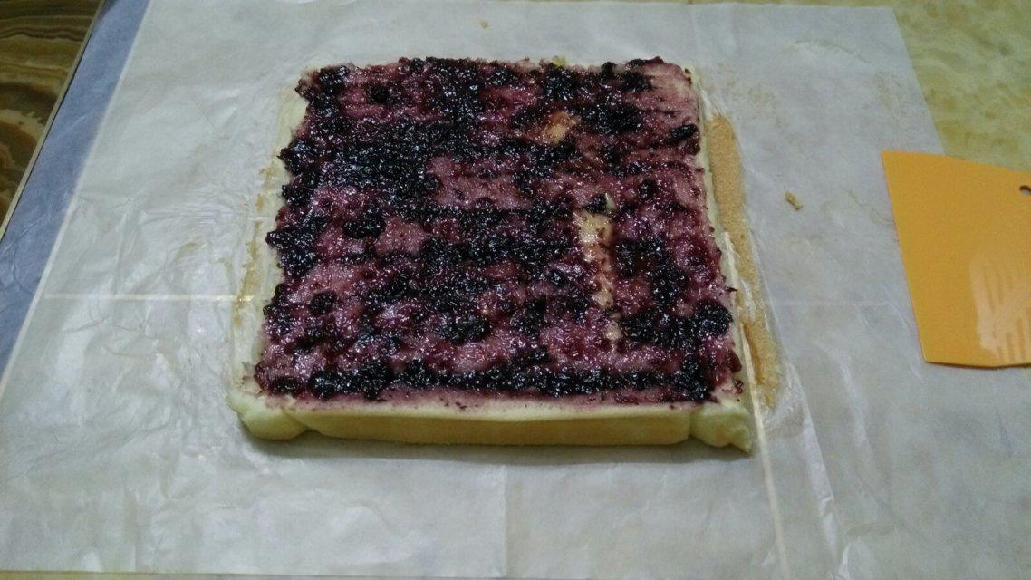 虎皮藍莓果醬蛋糕卷的做法 步骤18