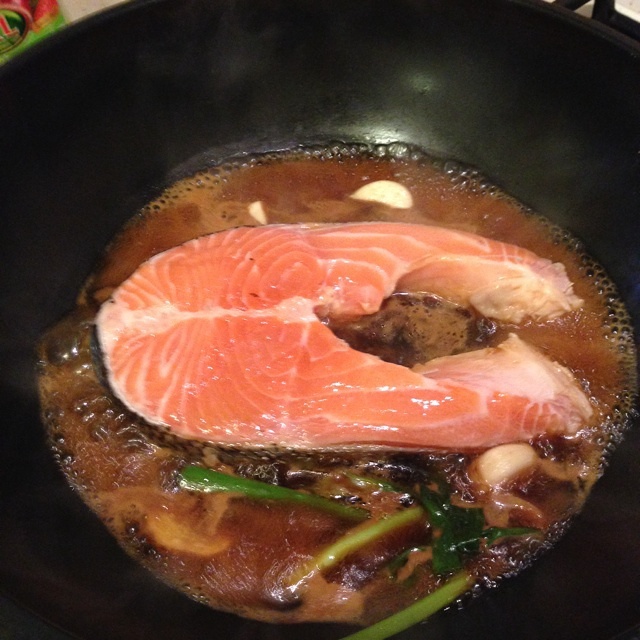 紅燒三文魚（免煎少油版）的做法 步骤2